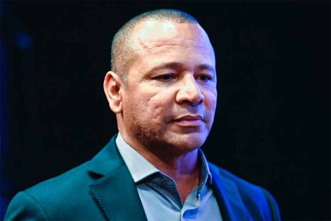 Impacto no Futebol: Pai de Neymar apresenta proposta bilionária para adquirir o Santos!